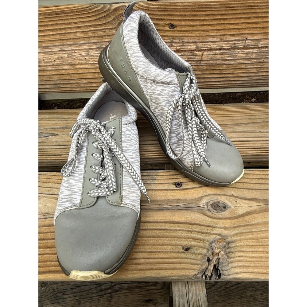Alegria Traq Quest Smart Walking Shoes-Women's EU 39 US 9-Gray White-QES 5061